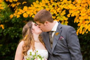 Bride & Groom Kiss, Photography Bishop Auckland, Durham